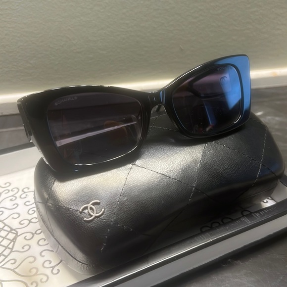 CHANEL Accessories - Chanel sunglasses